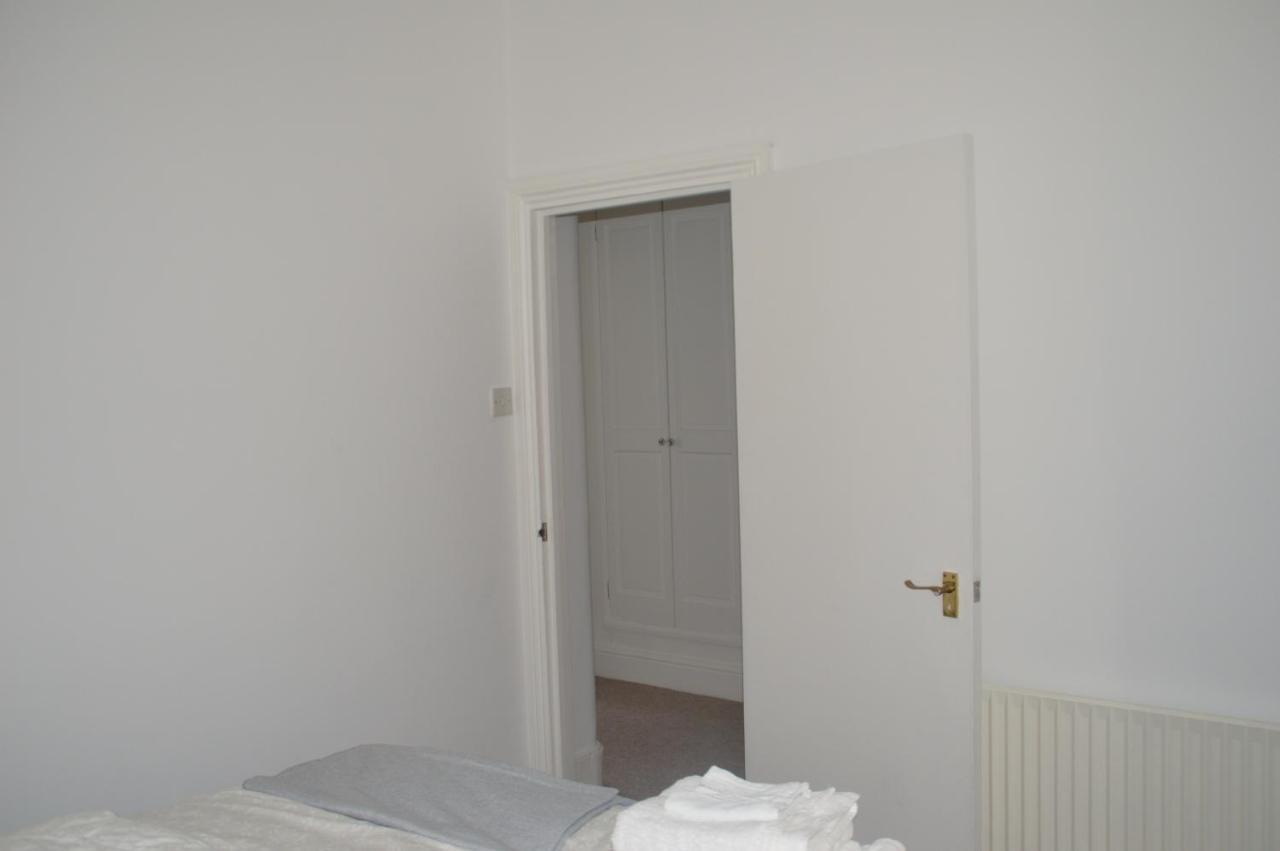 Two Bedroom Apartment In Londra Esterno foto